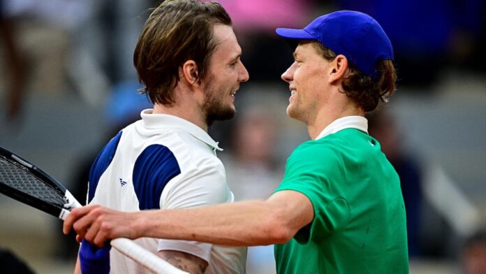 bublik-sinner-rolandgarros25.jpg