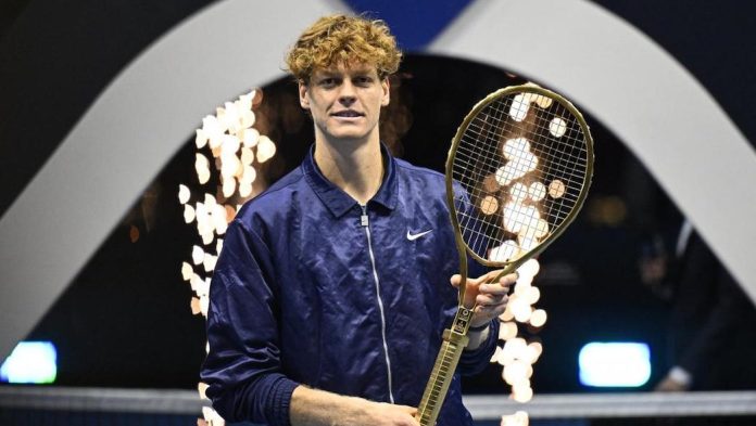 sinner-golden-racket.jpg