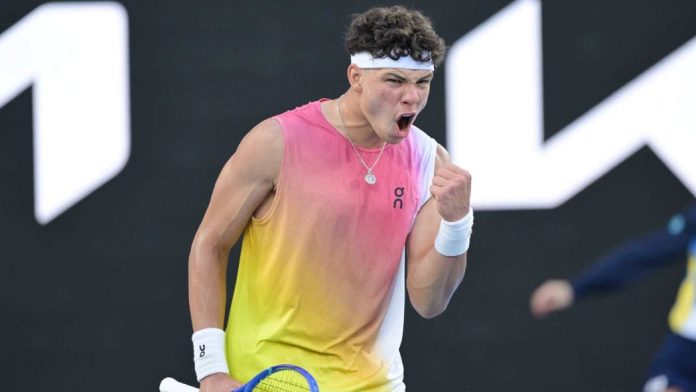 shelton-ausopen25.jpg