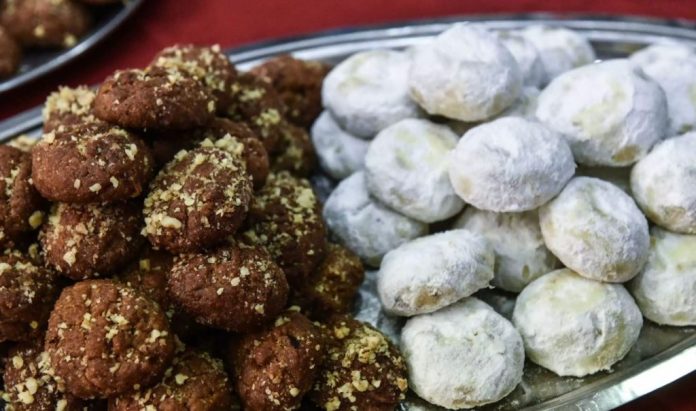 melomakarona-kourabiedes-1024x605.jpg