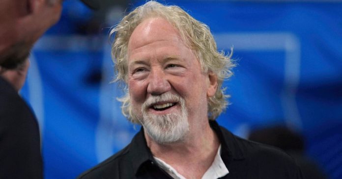 timothy-busfield-ap-1200x630.jpg